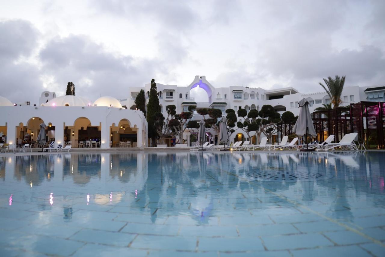 The Mirage Resort & Spa Hammamet Exterior foto The Royal Mirage Hotel